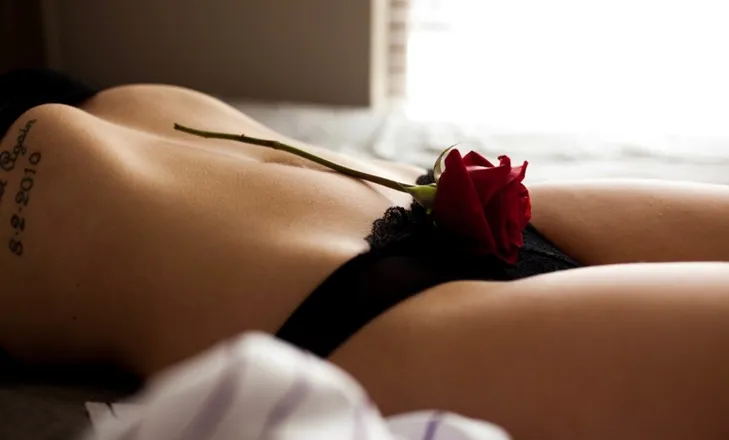 OnlyFans account  brunellehwood header 2