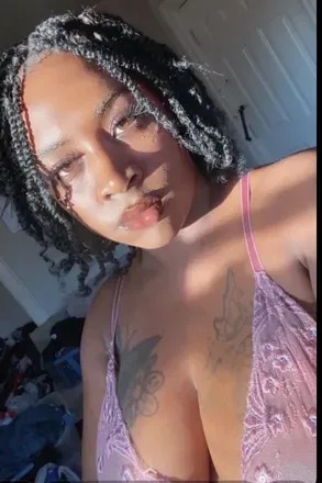 OnlyFans cuenta lovekaymac header 2