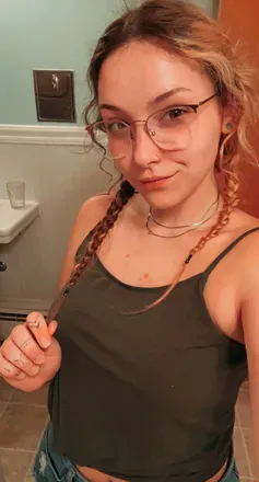 OnlyFans account  tryppinhippie avatar 1