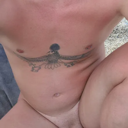OnlyFans cuenta royal_10 header 2
