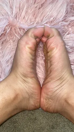 OnlyFans cuenta thaunique_soles header 2