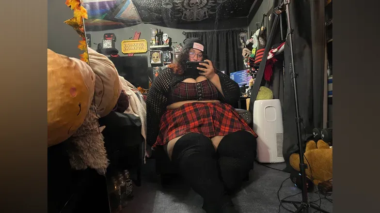 OnlyFans cuenta thiccflixx header 2