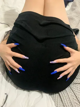 OnlyFans account  peachyarabgirl header 2
