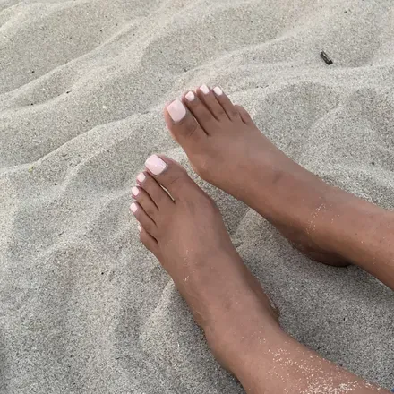 OnlyFans cuenta sweet.feet.desi avatar 1