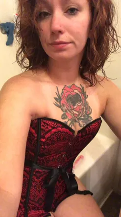 OnlyFans cuenta orphan-annie header 2