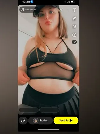 OnlyFans cuenta eatmypeachx header 2