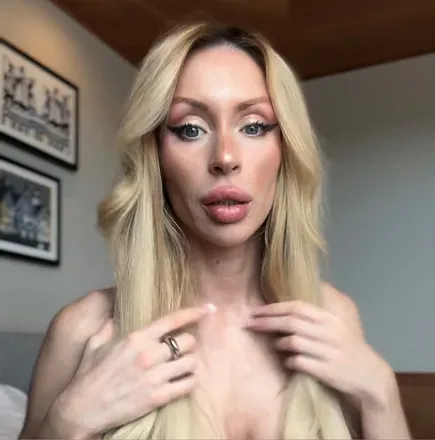 OnlyFans cuenta stellaxx12 avatar 1