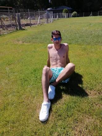 OnlyFans cuenta curioshott header 2
