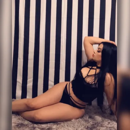 OnlyFans cuenta juicyme19 header 2