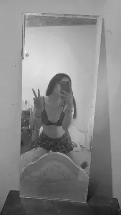 OnlyFans cuenta cherieb0mb avatar 1