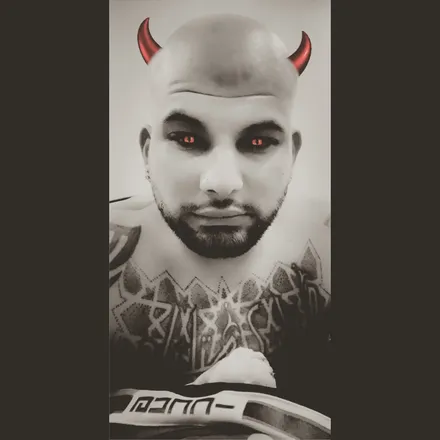 OnlyFans cuenta peteypetek header 2