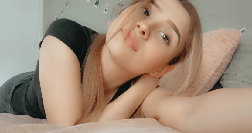 OnlyFans cuenta nessaa.mariee header 2
