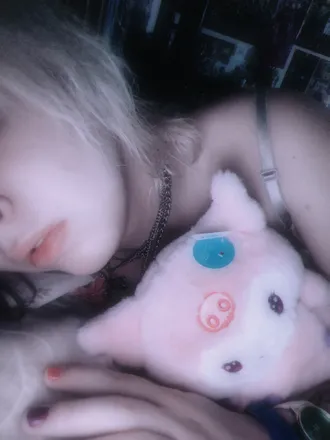 OnlyFans cuenta vaniakitty header 2