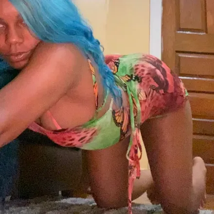 OnlyFans cuenta mami2u header 1