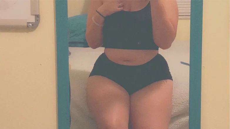 OnlyFans cuenta mommymilker.com header 2