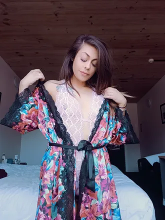 OnlyFans account  vipeach header 2