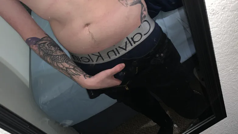 OnlyFans account  ryesonlyfans header 2