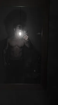 OnlyFans account  im.out header 2