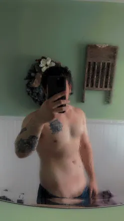 OnlyFans cuenta favoriteneighbor770 header 2