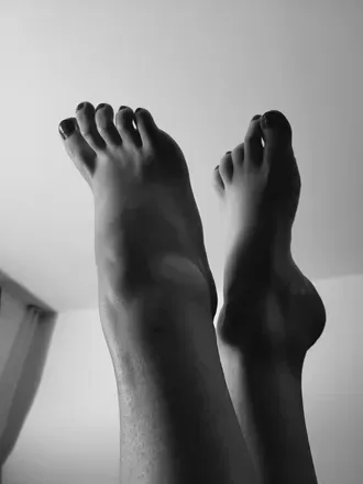 OnlyFans cuenta feetlovesyou avatar 1