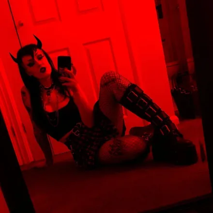 OnlyFans cuenta lunavondrachen header 2