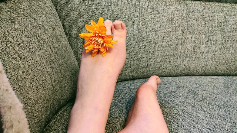 OnlyFans cuenta maesfeetpix header 2