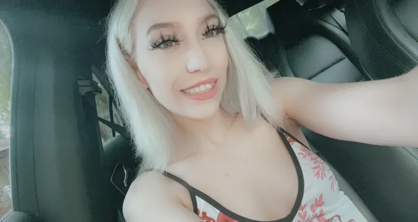 OnlyFans account  honey_horchata avatar 1