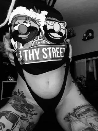 OnlyFans account  frankiielouwho avatar 1