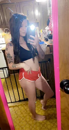 OnlyFans cuenta inkedmom97 avatar 1