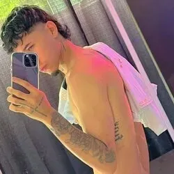 OnlyFans cuenta nikolashot1697 avatar 1