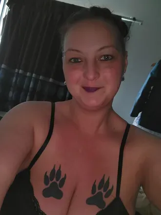 OnlyFans cuenta tinaclawz0623 avatar 1