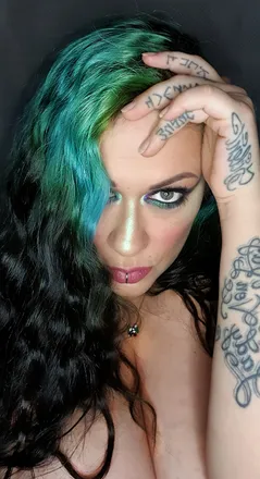 OnlyFans cuenta lady_v666 header 2