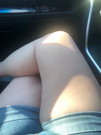 OnlyFans cuenta sarahsbelly header 2
