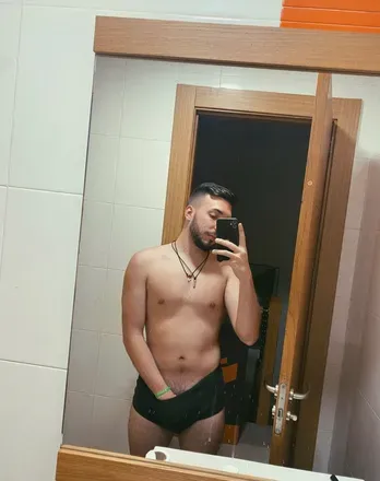 OnlyFans account  onlyvicen avatar 1