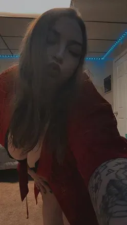 OnlyFans cuenta juicypeaches01 avatar 1