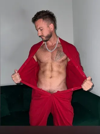 OnlyFans cuenta jamesgrayofficial header 2