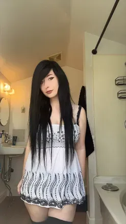 OnlyFans account  kizmitsoul avatar 1