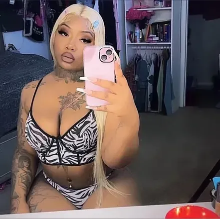 OnlyFans cuenta laylay77 avatar 1