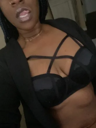 OnlyFans cuenta thtchikwbraids header 2