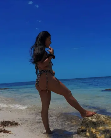 OnlyFans cuenta lamoreee18 header 2