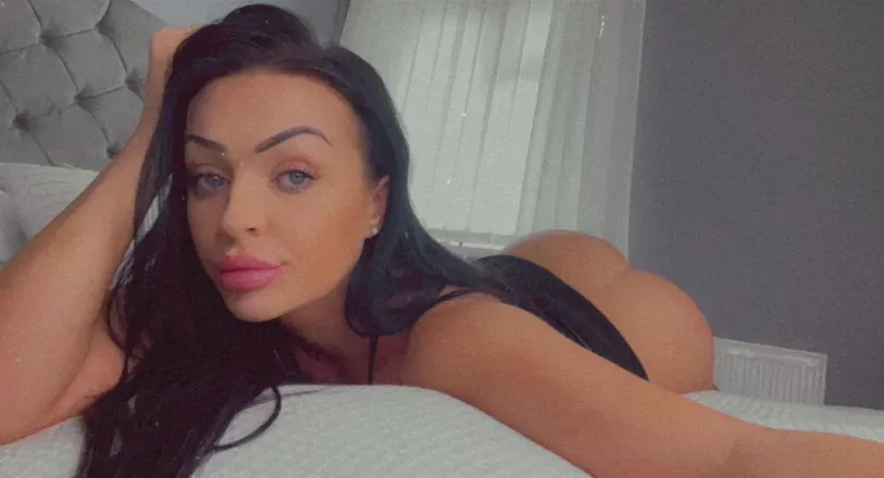 OnlyFans cuenta uksophiasnow header 2