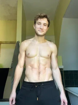 OnlyFans account  theheftytestes avatar 1