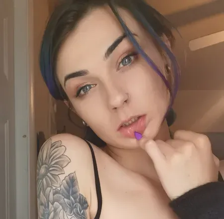 OnlyFans account  premiumprettylittlepurrr avatar 1