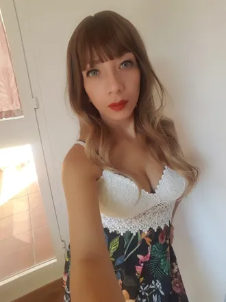 OnlyFans account  valeria-jaramillo2020 header 2