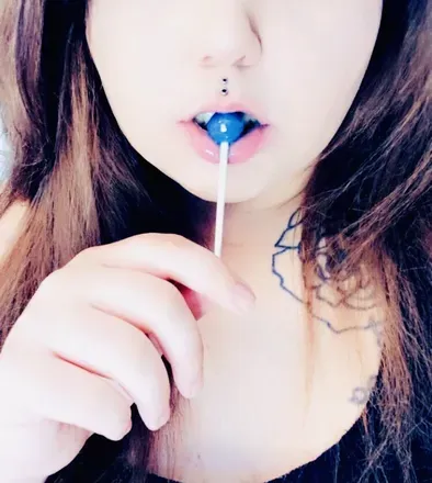 OnlyFans account  urfavsin avatar 1