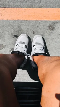 OnlyFans cuenta socklesssneakerhead header 2