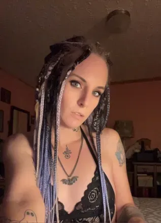 OnlyFans cuenta motherspell avatar 1