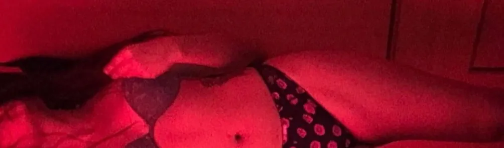 OnlyFans cuenta twolittlesecret header 2