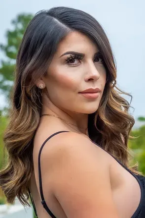 OnlyFans account  noemisita avatar 1