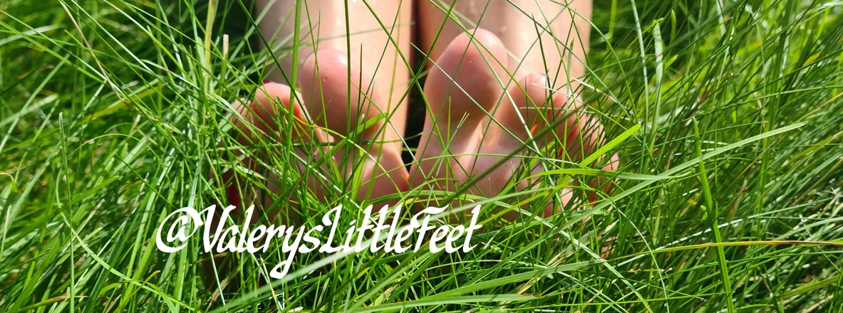 OnlyFans account  valeryslittlefeet header 2